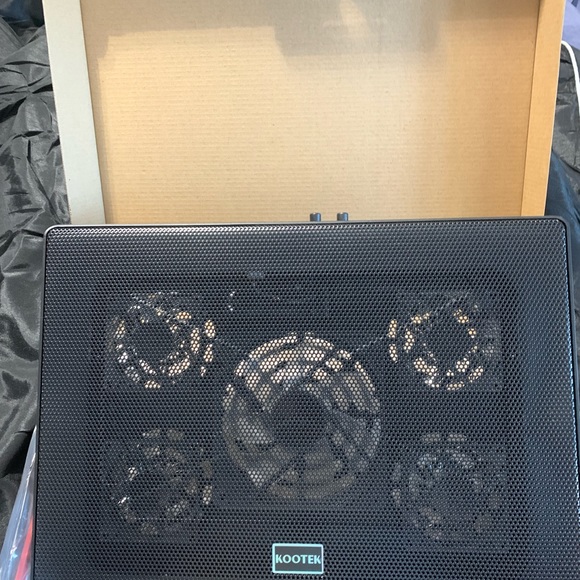 Kootek Laptop Cooling Pad 12"-17" Cooler Pad Chill Mat 5 Quiet Fans LED Lights - Picture 5 of 9